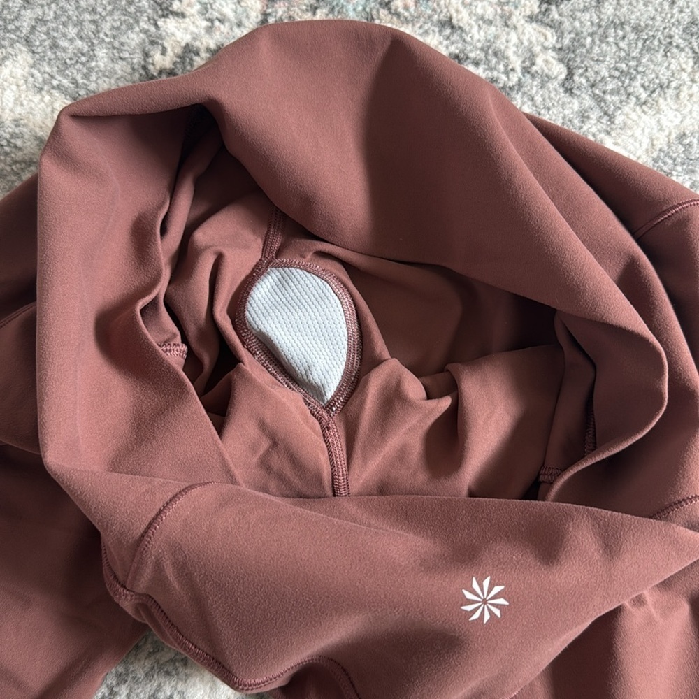 Athleta Salutation Stash Pocket Capri in Hearth Rose - Picture 10 of 13